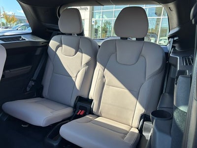 2026 Volvo XC90 B6 Plus 6-Seater