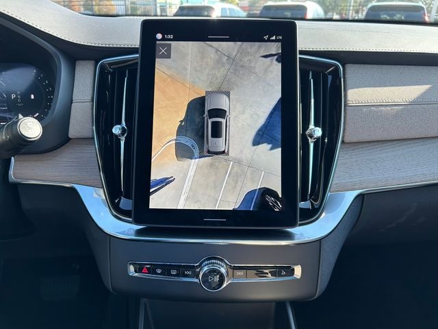 2026 Volvo XC90 B6 Plus 6-Seater