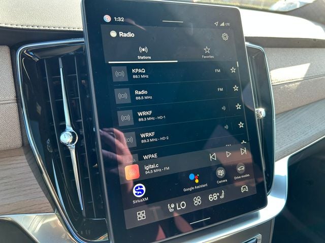 2026 Volvo XC90 B6 Plus 6-Seater