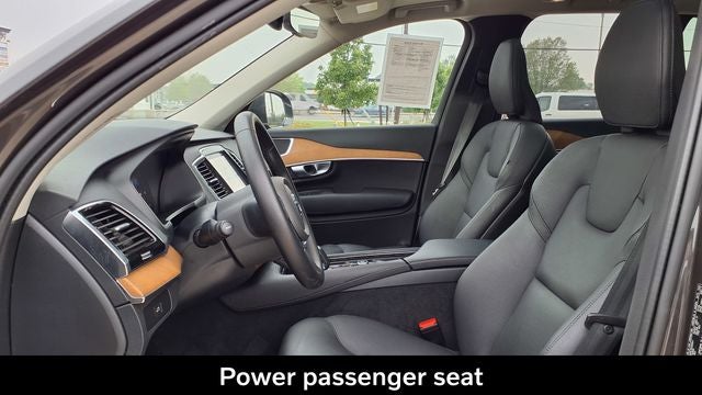 2024 Volvo XC90 B6 Plus Bright Theme