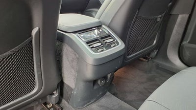 2024 Volvo XC90 B6 Plus Bright Theme