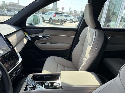 2026 Volvo XC90 B6 Plus 7-Seater