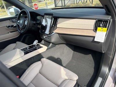 2026 Volvo XC90 B6 Ultra