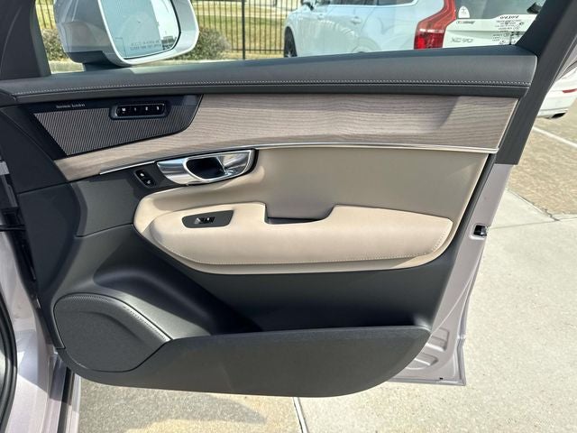 2026 Volvo XC90 B6 Ultra