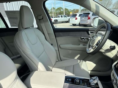 2026 Volvo XC90 B6 Ultra