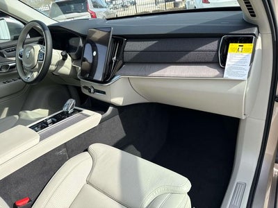 2026 Volvo XC90 B6 Ultra