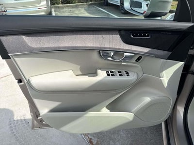 2026 Volvo XC90 B6 Ultra