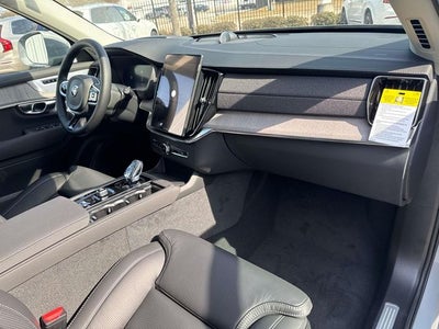 2026 Volvo XC90 B6 Ultra