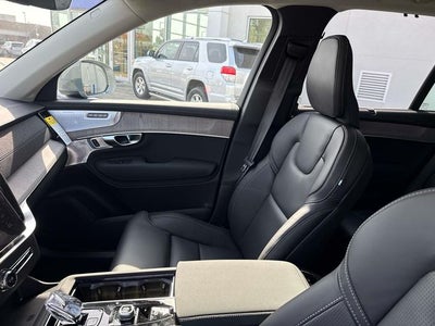 2026 Volvo XC90 B6 Ultra