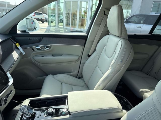2026 Volvo XC90 B6 Ultra