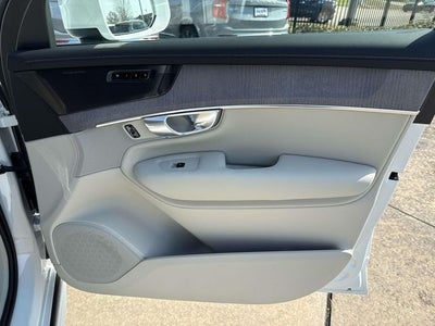 2026 Volvo XC90 B6 Ultra