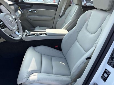 2026 Volvo XC90 B6 Ultra