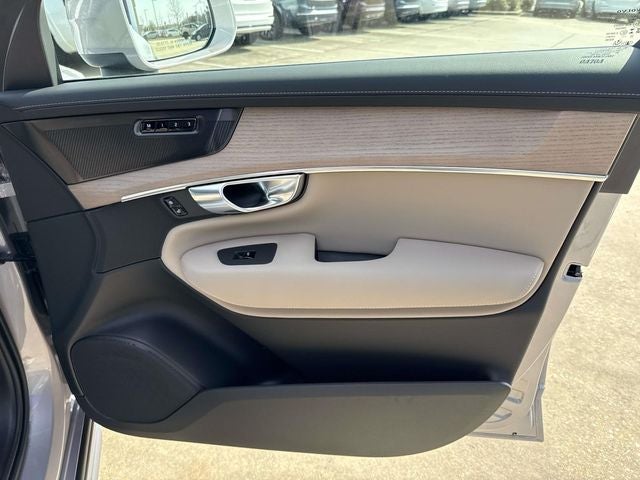 2026 Volvo XC90 B6 Ultra