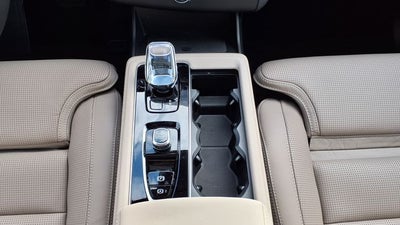 2026 Volvo XC90 B6 Ultra