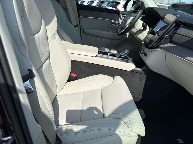 2026 Volvo XC90 B6 Ultra