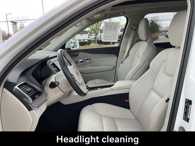 2023 Volvo XC90 B6 Plus 7-Seater