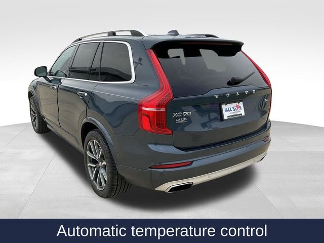 2018 Volvo XC90 T6 Momentum