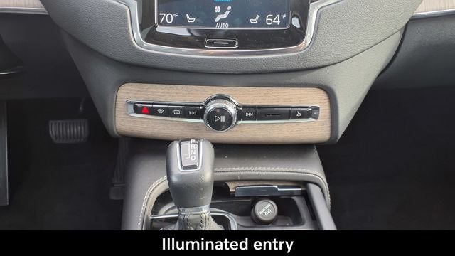 2022 Volvo XC90 T6 Inscription
