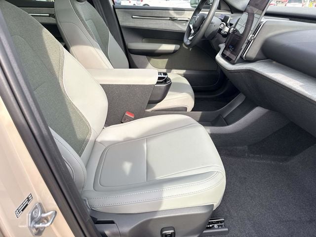 2026 Volvo EX30 Twin Motor Cross Country Ultra