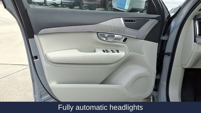 2025 Volvo XC90 Plug-In Hybrid T8 Plus 6 Passenger