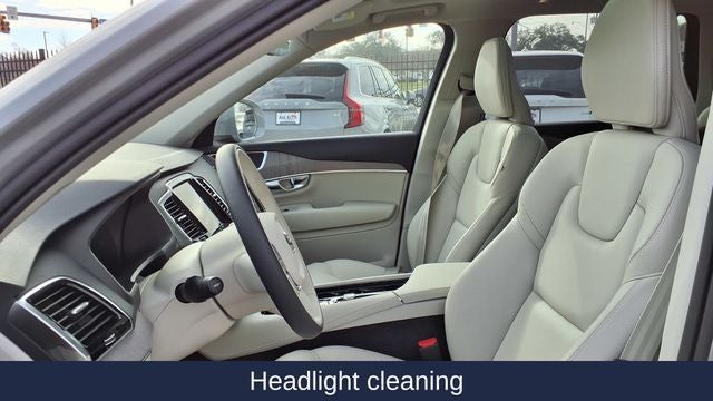 2025 Volvo XC90 Plug-In Hybrid T8 Plus 6 Passenger