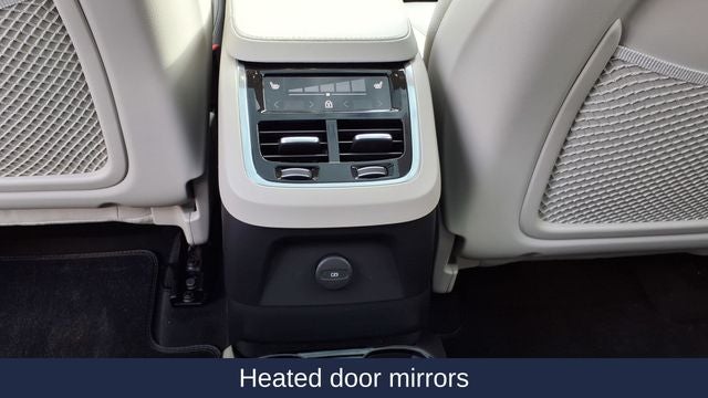 2025 Volvo XC90 Plug-In Hybrid T8 Plus 6 Passenger