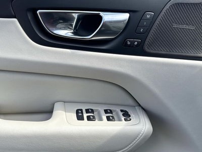 2026 Volvo XC60 Plug-In Hybrid T8 Ultra