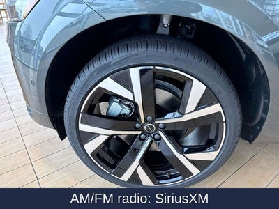 2026 Volvo XC60 Plug-In Hybrid T8 Ultra