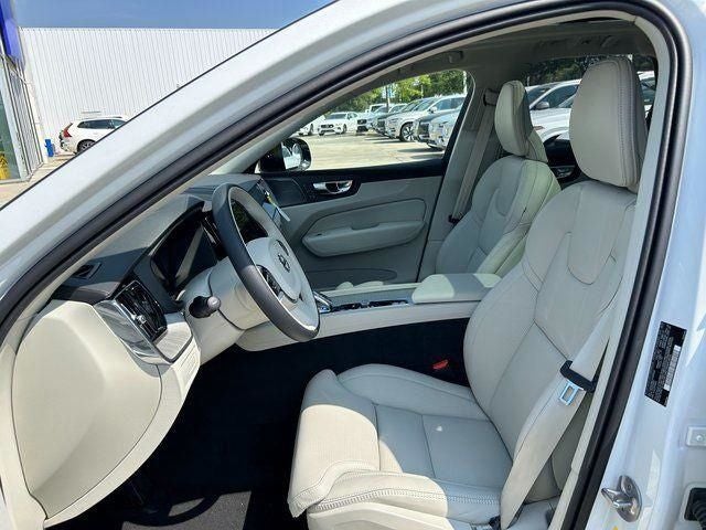 2025 Volvo XC60 Plug-In Hybrid T8 Ultra