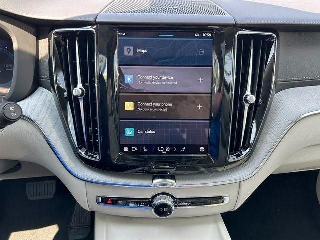 2025 Volvo XC60 Plug-In Hybrid T8 Ultra