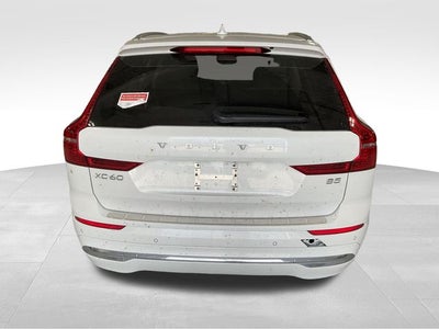 2023 Volvo XC60 B5 Ultimate Bright Theme