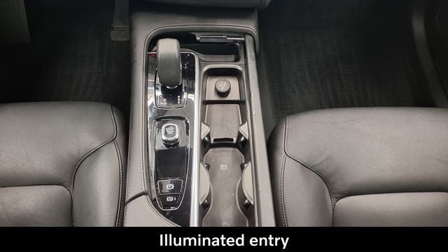 2024 Volvo XC90 B5 Core