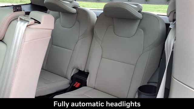 2023 Volvo XC90 B5 Core