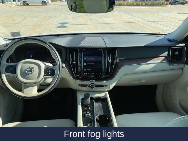 2022 Volvo XC60 B5 Momentum