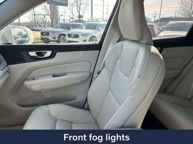 2023 Volvo XC60 B5 Plus Bright Theme
