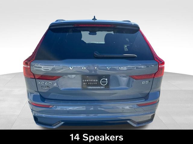 2023 Volvo XC60 B5 Ultimate Dark Theme