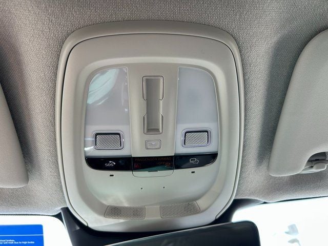 2026 Volvo XC40 Plus