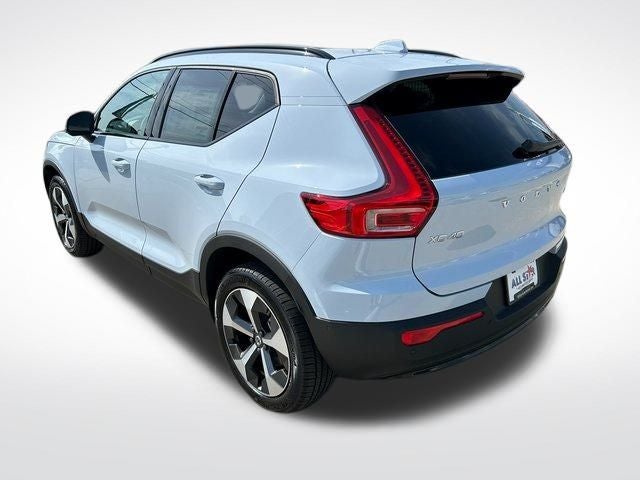 2026 Volvo XC40 Plus