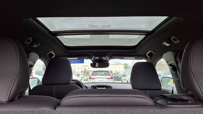 2026 Volvo XC40 B5 Ultra Black Edition