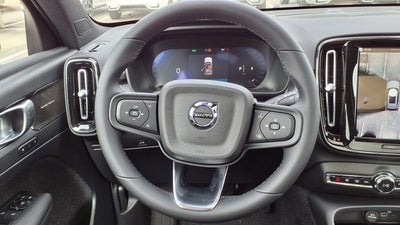 2026 Volvo XC40 B5 Ultra Black Edition