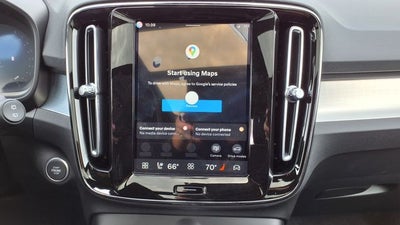 2026 Volvo XC40 B5 Ultra Black Edition