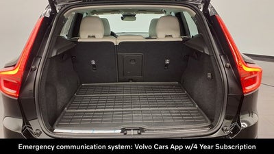 2023 Volvo XC40 B5 Plus Bright Theme