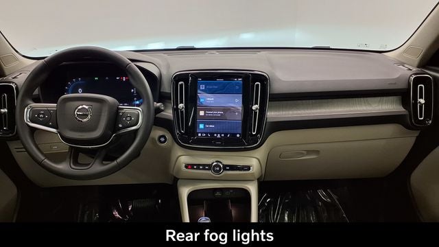 2023 Volvo XC40 B5 Plus Bright Theme