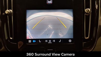 2023 Volvo XC40 B5 Plus Bright Theme
