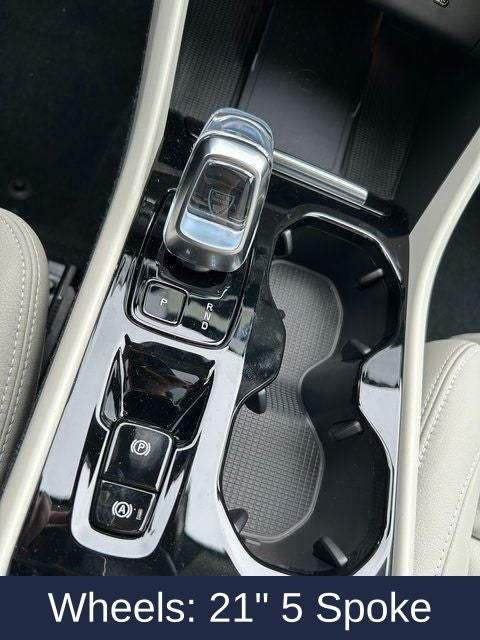 2025 Volvo XC40 Ultra