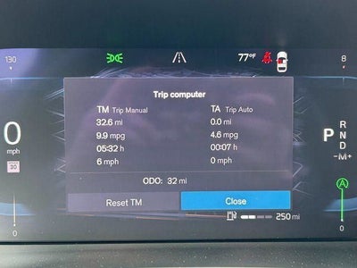 2025 Volvo XC40 Ultra