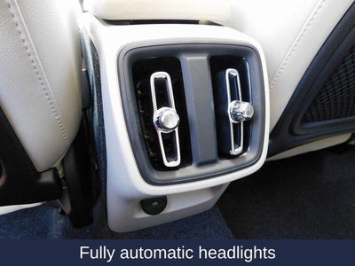 2025 Volvo XC40 Ultra