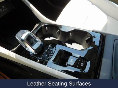 2025 Volvo XC40 Ultra