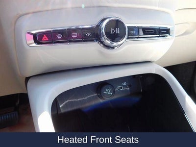 2025 Volvo XC40 Ultra