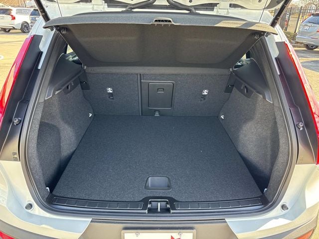 2026 Volvo XC40 B5 Core